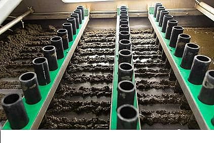 高品質聚丙烯酰胺PAM生產廠家污水廠的污泥處理困境