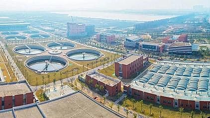 精選曝氣器生產(chǎn)廠家國(guó)內(nèi)一次性建成的最大污水處理廠將變身“光伏電站”